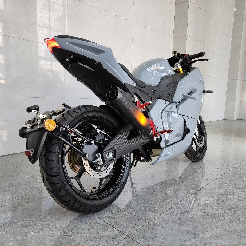 STLF Moto Elettrica Economica  - 72V 5000W Electric Motorcycle recensione e prezzo